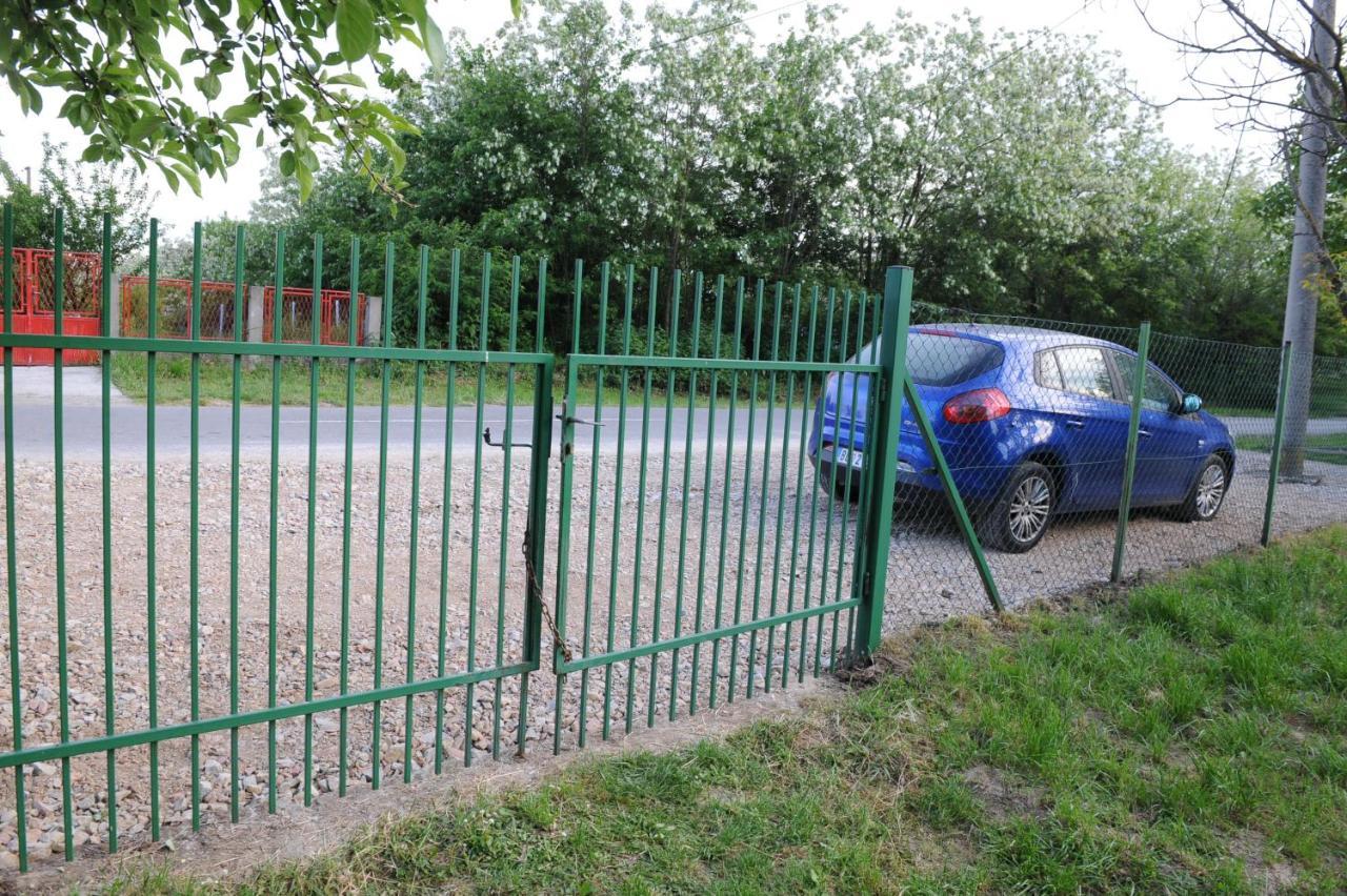 Vikend-Kuca Vevericji Kraj Vranić Exterior foto